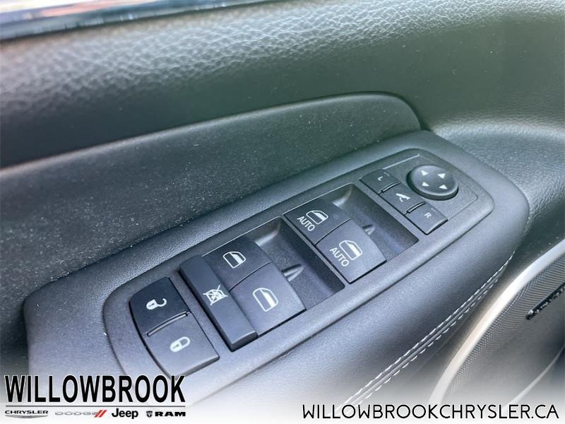 JEEP Grand Cherokee Summit 1C4RJFJG5MC866266 141225