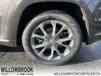 JEEP Grand Cherokee Summit 1C4RJFJG5MC866266 141221