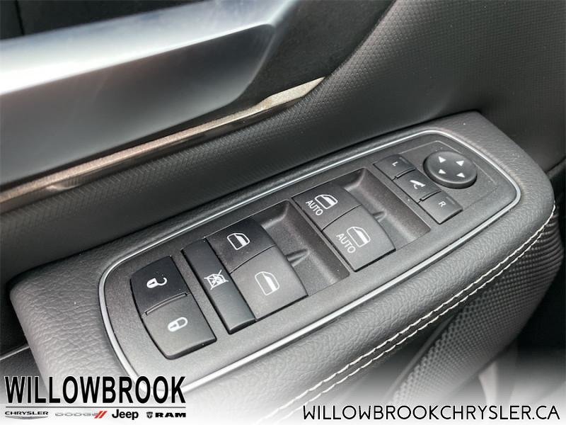 RAM 1500 Sport 1C6SRFTT1NN174443 136248