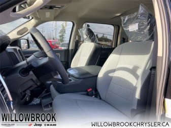 RAM 1500 Classic SLT 3C6RR7LG3NG179093 141306