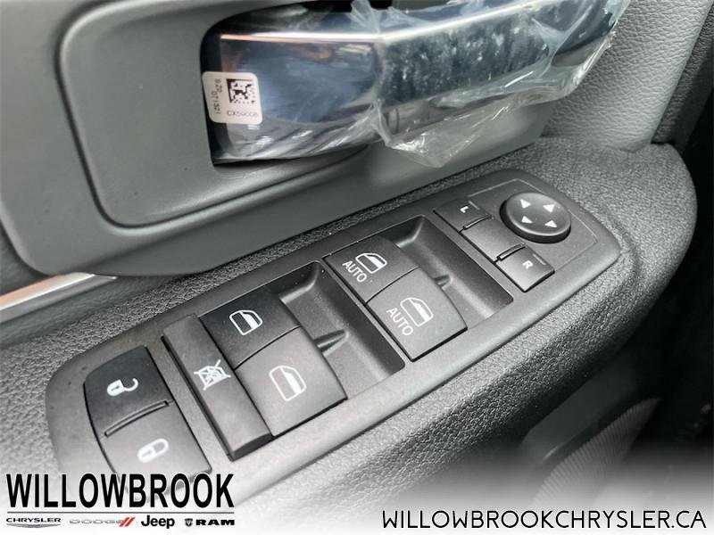 RAM 1500 Classic SLT 3C6RR7LG7NG177167 141347