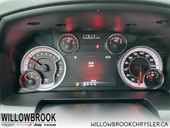 RAM 1500 Classic SLT 3C6RR7LG7NG177315 141526