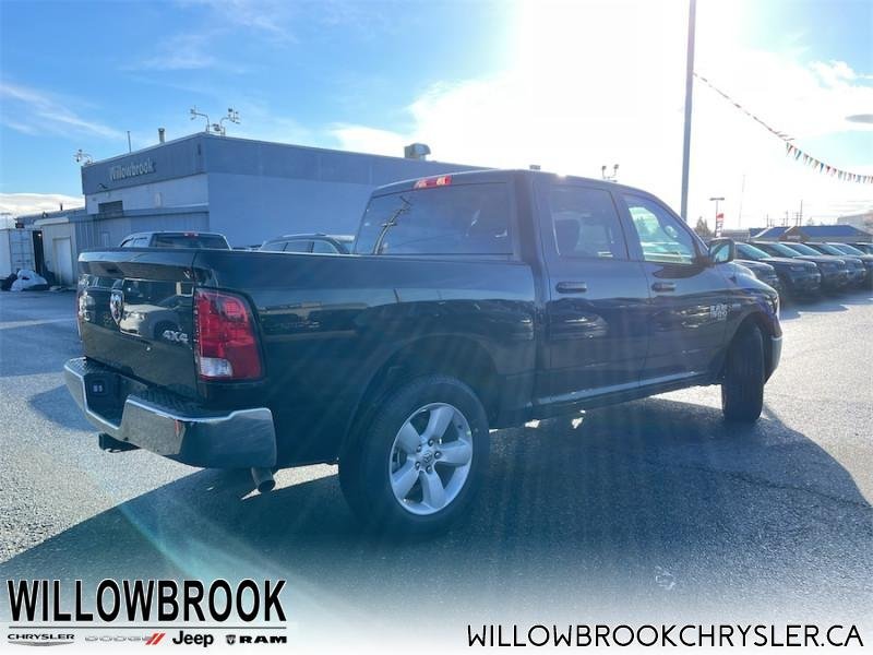 RAM 1500 Classic SLT 3C6RR7LT5NG188441 143696