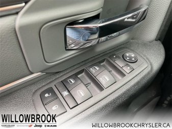 RAM 1500 Classic SLT 3C6RR7LT9NG188443 141543