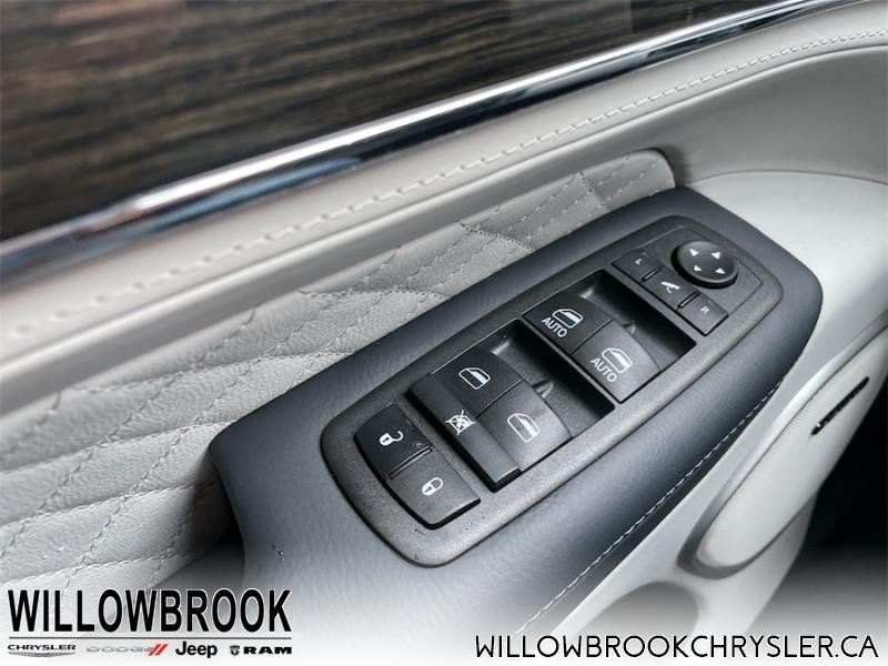 JEEP Grand Cherokee Summit 1C4RJFJT1MC888276 141482