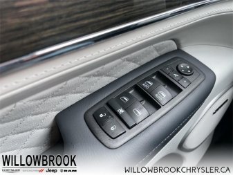 JEEP Grand Cherokee Summit 1C4RJFJT1MC888276 141482