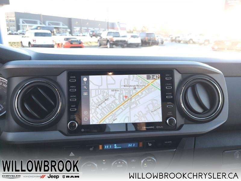 TOYOTA Tacoma TRD Off Road Package  - Low Mileage 3TYCZ5AN2NT056623 140584