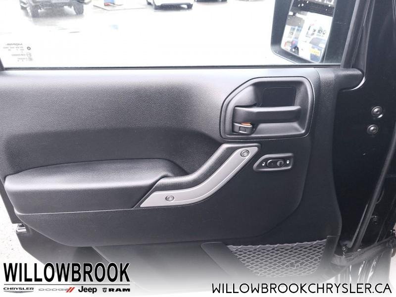 JEEP Wrangler Unlimited Sahara  - Low Mileage 1C4BJWEG9HL689660 140485