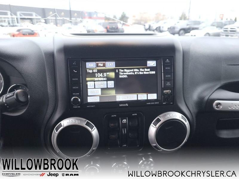 JEEP Wrangler Unlimited Sahara  - Low Mileage 1C4BJWEG9HL689660 140488