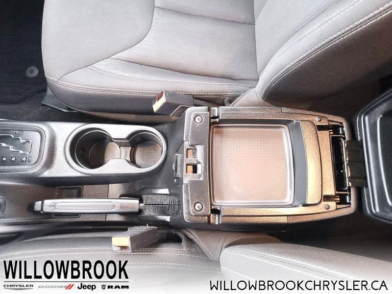 JEEP Wrangler Unlimited Sahara  - Low Mileage 1C4BJWEG9HL689660 140492