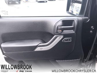 JEEP Wrangler Unlimited Sahara  - Low Mileage 1C4BJWEG9HL689660 140485