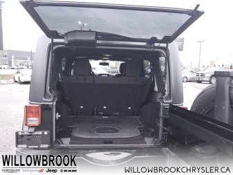 JEEP Wrangler Unlimited Sahara  - Low Mileage 1C4BJWEG9HL689660 140495