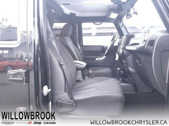 JEEP Wrangler Unlimited Sahara  - Low Mileage 1C4BJWEG9HL689660 140496