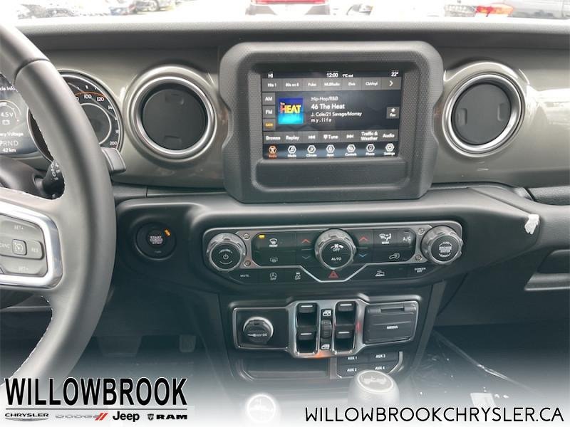 JEEP Wrangler Unlimited Sahara 1C4HJXEN9MW863377 142392