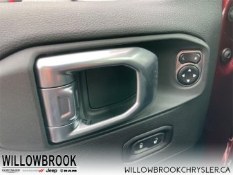 JEEP Wrangler Unlimited Sahara 1C4HJXEN2MW863379 142364