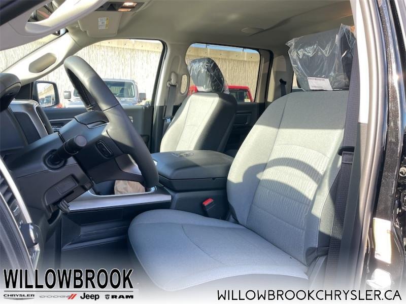 RAM 1500 Classic SLT 3C6RR7LG0NG177317 143734