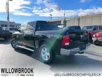 RAM 1500 Classic SLT 3C6RR7LG0NG177317 143727