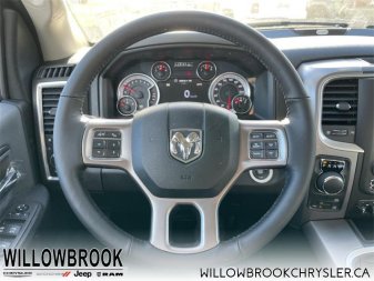 RAM 1500 Classic SLT 3C6RR7LG0NG177317 143730