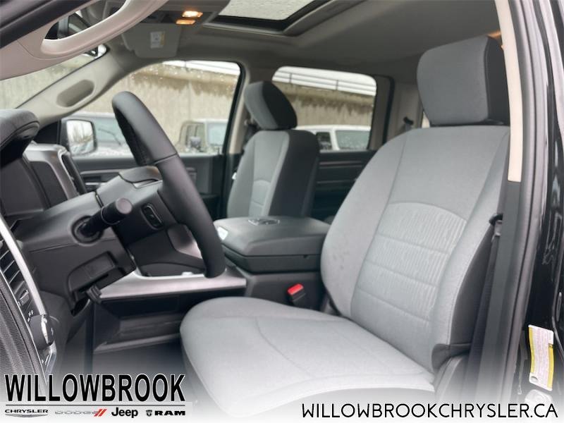 RAM 1500 Classic SLT 3C6RR7LG1NG177164 141784