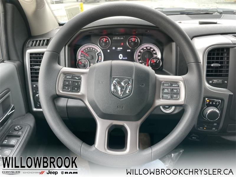 RAM 1500 Classic SLT 3C6RR7LG3NG177165 141724