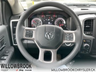 RAM 1500 Classic SLT 3C6RR7LG3NG177165 141724