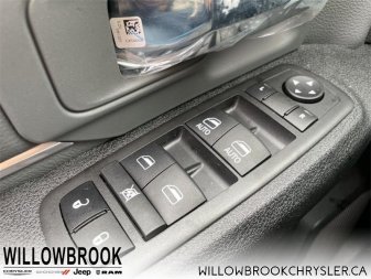 RAM 1500 Classic SLT 3C6RR7LG5NG179094 141741