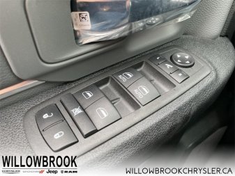 RAM 1500 Classic SLT 3C6RR7LG9NG177168 141769