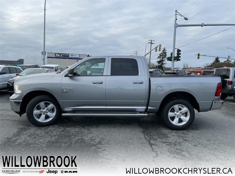 RAM 1500 Classic SLT 3C6RR7LG9NG177316 141836