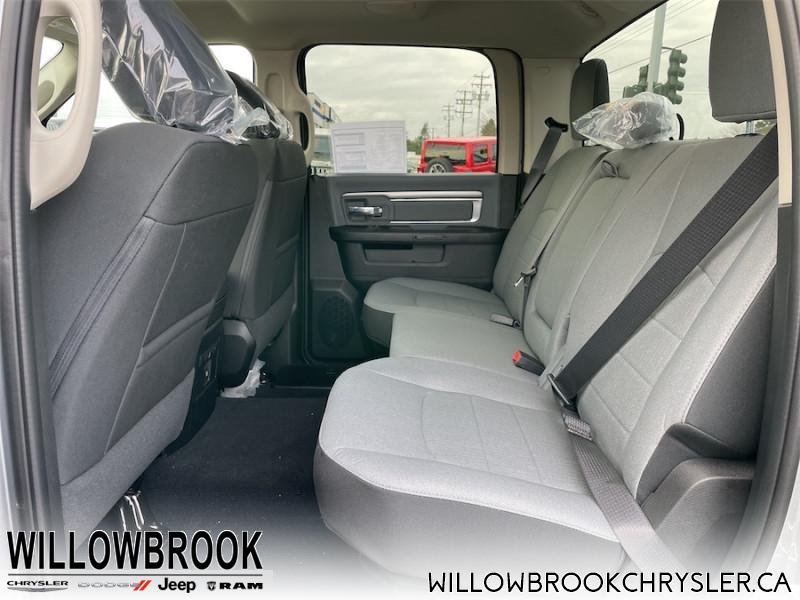 RAM 1500 Classic SLT 3C6RR7LG9NG177316 141843