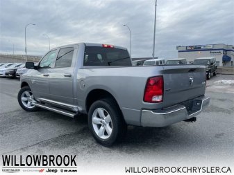 RAM 1500 Classic SLT 3C6RR7LG9NG177316 141835