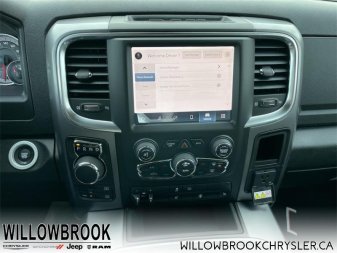 RAM 1500 Classic SLT 3C6RR7LG9NG177316 141840