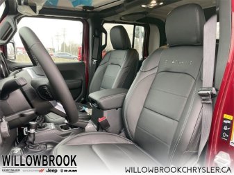 JEEP Gladiator Overland 1C6HJTFG9NL108670 142453