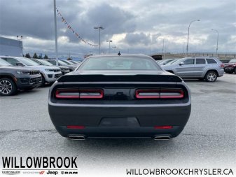 DODGE Challenger GT 2C3CDZKG8MH665380 142301