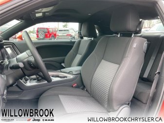 DODGE Challenger SXT 2C3CDZAG7MH670331 142238