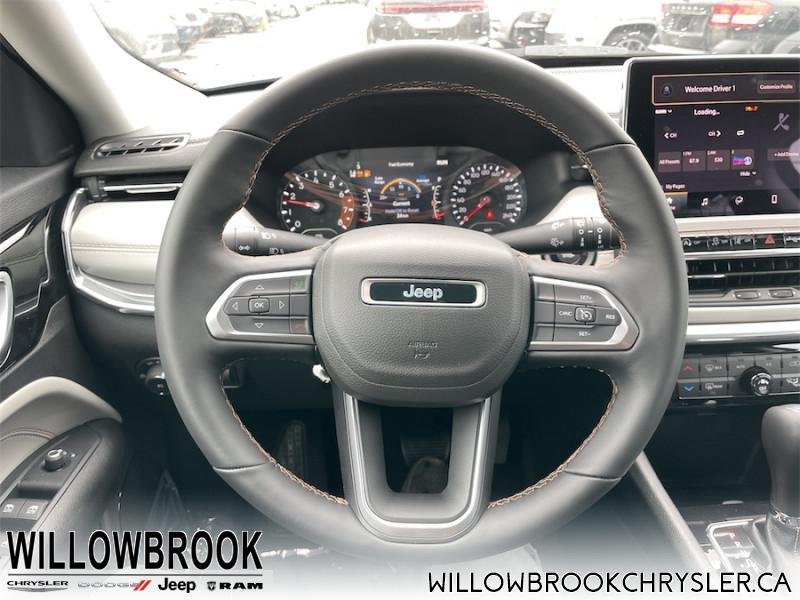 JEEP Compass Limited 3C4NJDCBXNT140901 142346