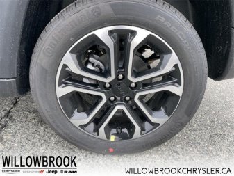 JEEP Compass Limited 3C4NJDCBXNT140901 142345