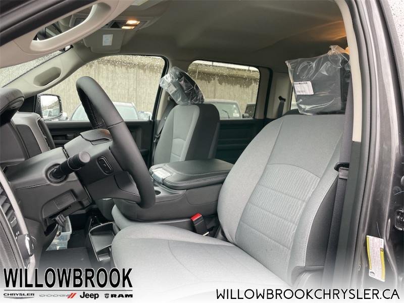 RAM 1500 Classic Tradesman 3C6RR7KG4NG188483 141699