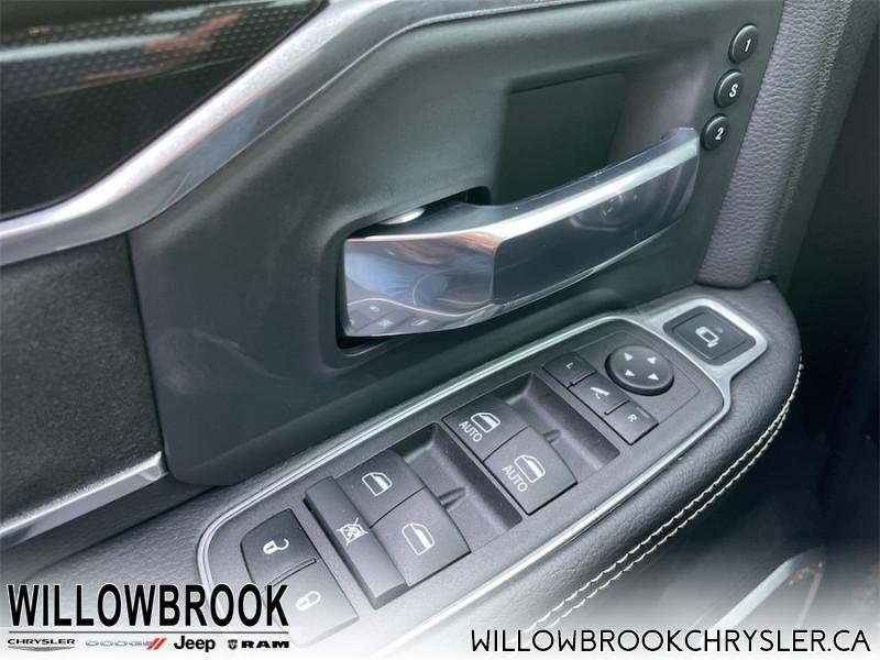 RAM 3500 Laramie 3C63R3ELXNG153728 142087