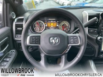 RAM 3500 Laramie 3C63R3ELXNG153728 142084