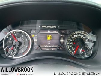 RAM 3500 Laramie 3C63R3ELXNG153728 142085