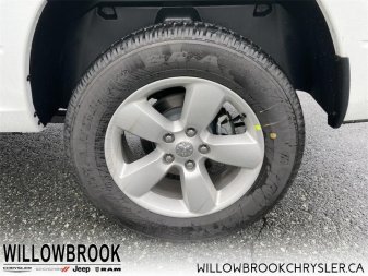 RAM 1500 Classic SLT 3C6RR7LT7NG188442 141581