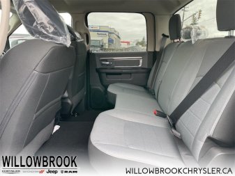 RAM 1500 Classic SLT 3C6RR7LT7NG188442 141586