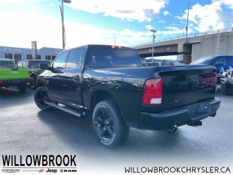 RAM 1500 Classic SLT 3C6RR7LTXNG188127 143758