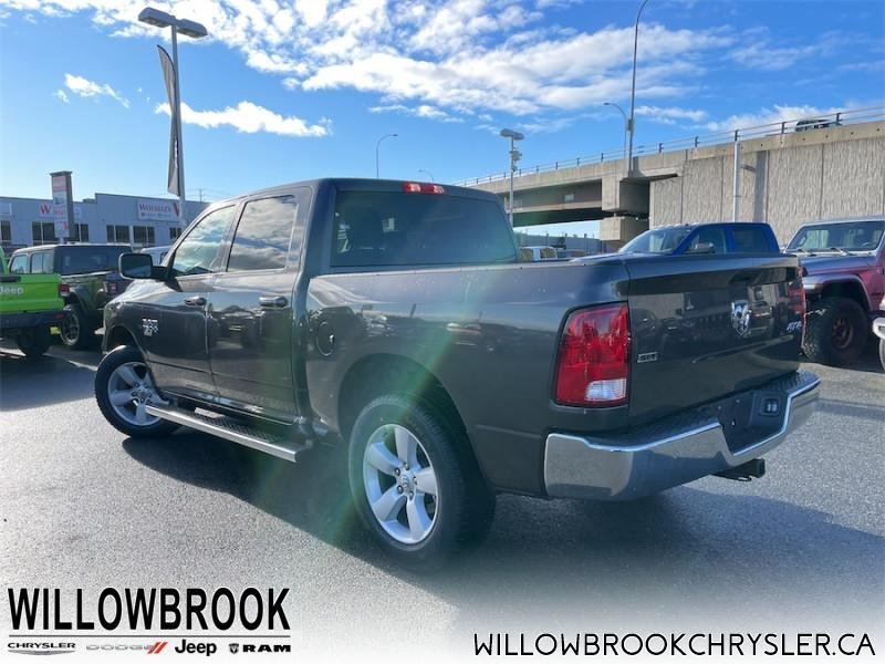 RAM 1500 Classic SLT 3C6RR7LG4NG188434 143742