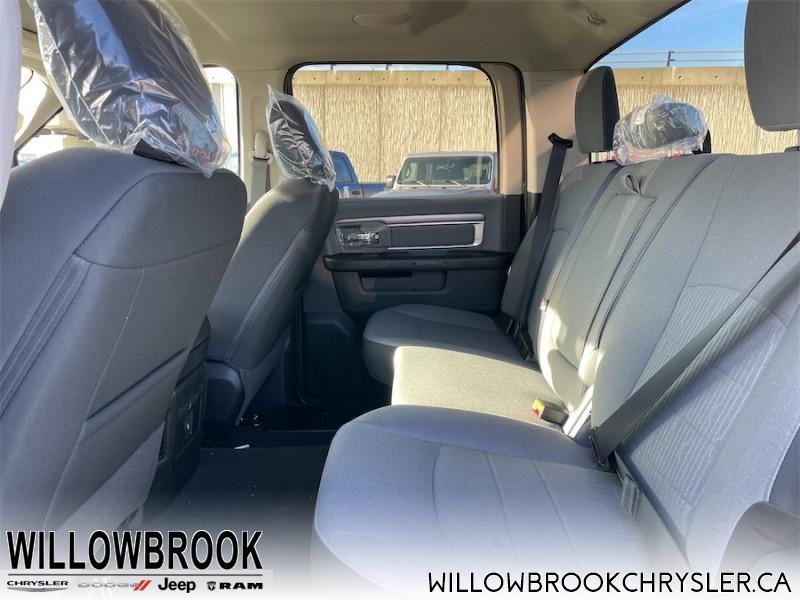 RAM 1500 Classic SLT 3C6RR7LG4NG188434 143750