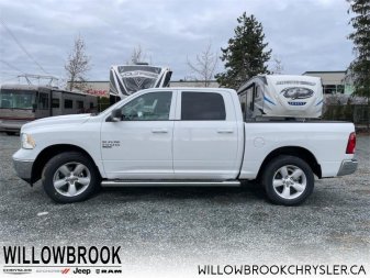 RAM 1500 Classic SLT 3C6RR7LG6NG188435 141821