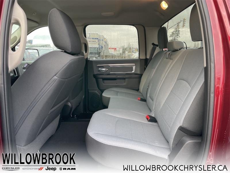 RAM 1500 Classic SLT 3C6RR7LT7NG188439 142075