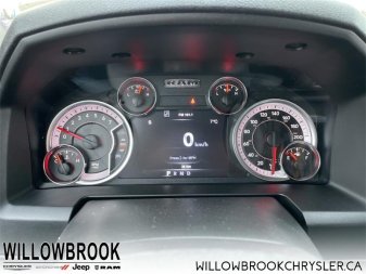 RAM 1500 Classic SLT 3C6RR7LT7NG188439 142071