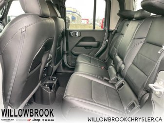 JEEP Gladiator Overland 1C6JJTFM5NL108673 142423