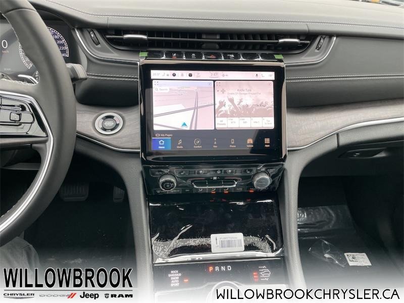 JEEP Grand Cherokee L Overland 1C4RJKDT9N8509243 142117